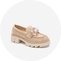 šviesiai ruda || rudas