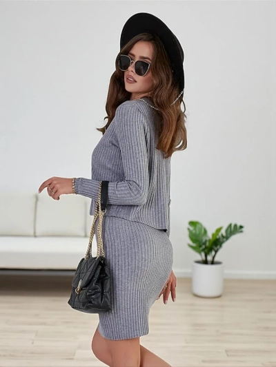 Royalfashion Женский комплект со свитером и платьем