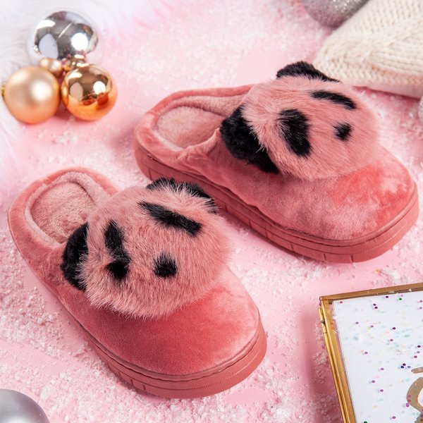 Różowe kapcie z podobizną pandy Panda - Obuwie