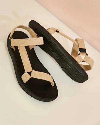 Royalfashion Женские спортивные сандалии Gosmil