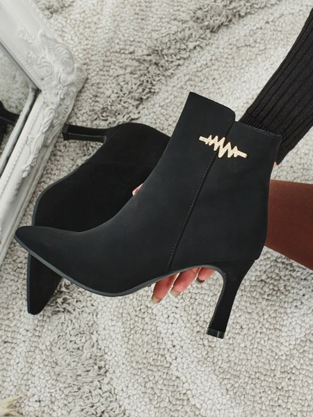 Moteriški aulinukai su aukštakulniais Meloria