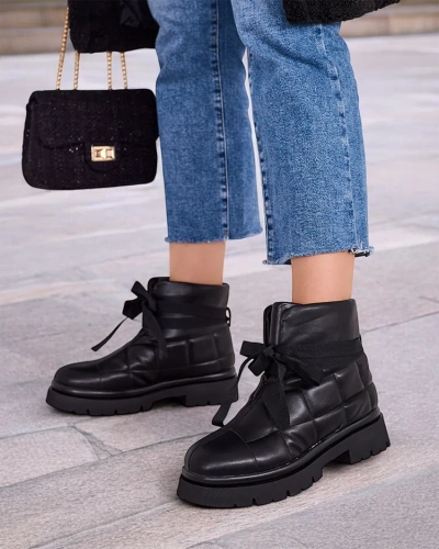 Royalfashion Moteriški batai Losita su klyneliu