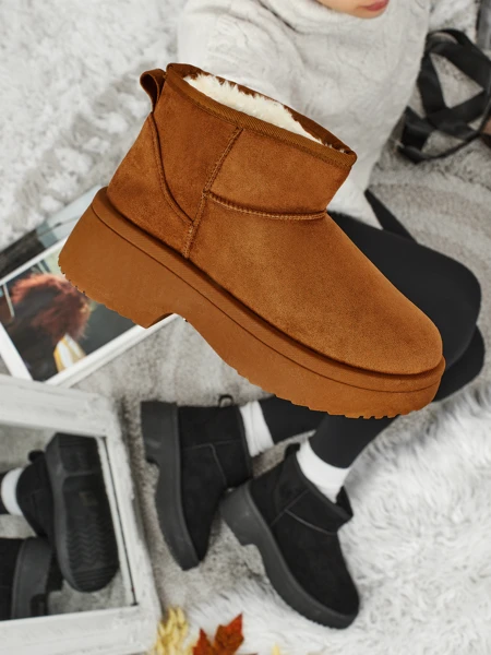 Короткие женские ботинки a'la снегоходы Liorah