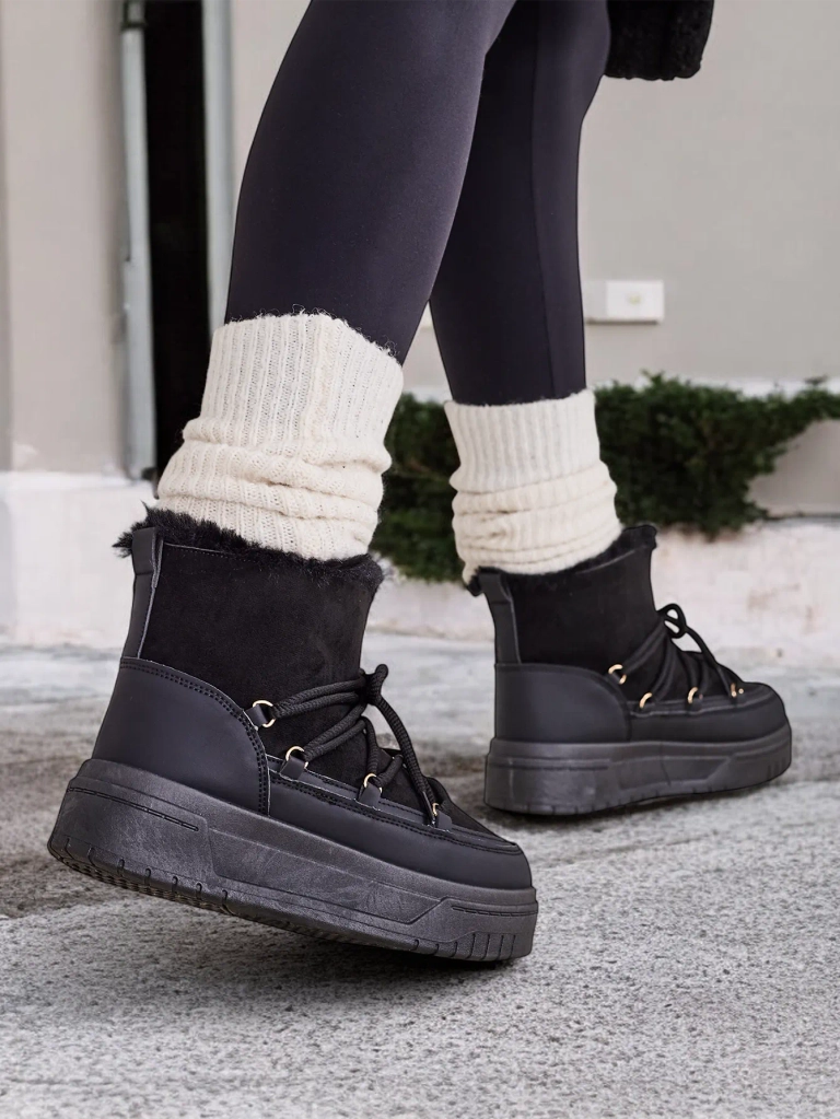 Женские сапоги с шнуровкой Royalfashion Moniuc