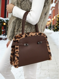 Темно-коричневый