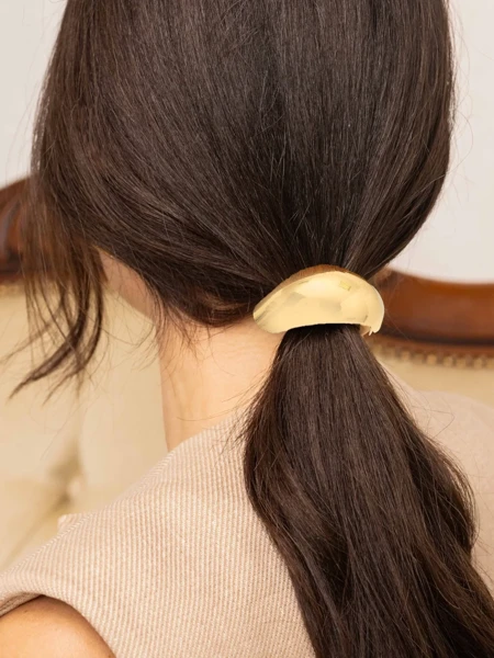 Royalfashion Plaukų gumytė su pusapvaliu ornamentu Halfmoon Twist