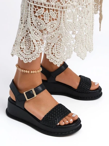 Royalfashion moteriškos pleištinės basutės su pintu dirželiu Fiolle