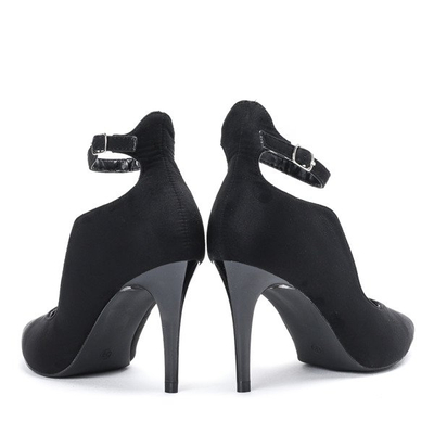 Czarne czółenka na szpilce Adda - Obuwie