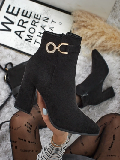 Moteriški eko zomšiniai aulinukai su storu kulnu Victi