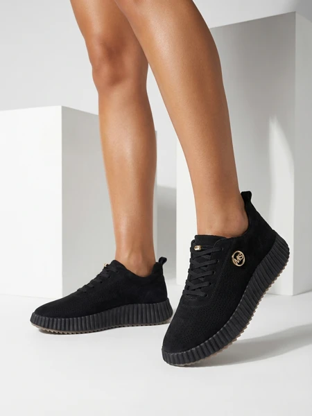 Royalfashion Moteriški perforuoti sportiniai kedai Tobin