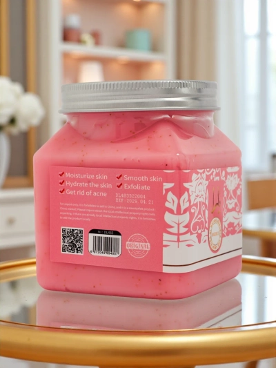 Smulkiavilnių veido ir kūno šveitiklis „Berries“