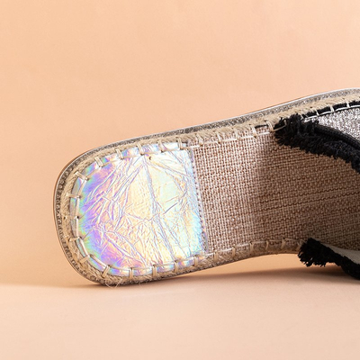 Черные женские шлепанцы со стразами Nicca