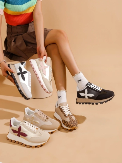 Спортивные кроссовки Royalfashion для женщин на толстой подошве Aloqa