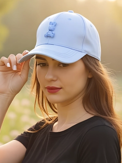 Royalfashion Кепка с нашивкой Bunny Chic
