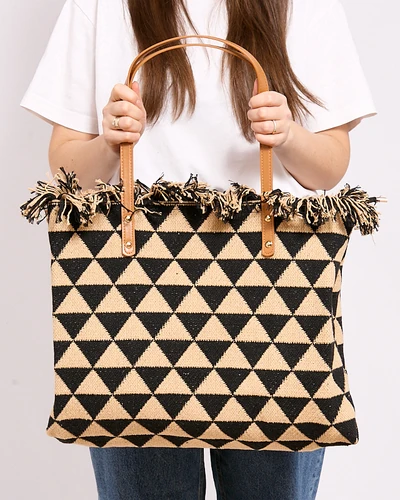 Rudos spalvos pintas kuprinė ant auksinės grandinėlės - Rankinės