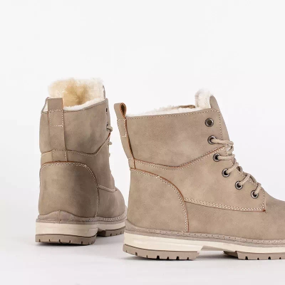 OUTLET Женские бежевые матовые сапоги Misqa. Обувь