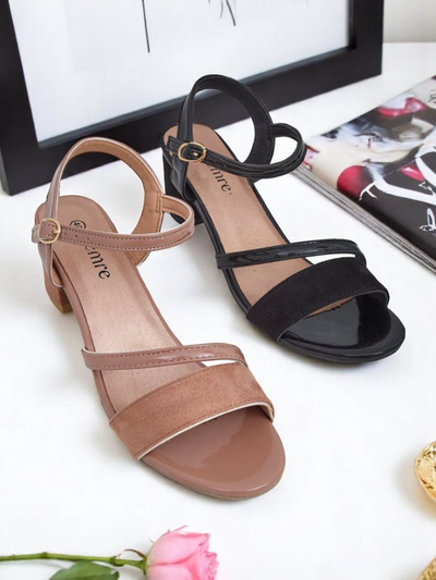 Royalfashion Women's lacquered low-heeled sandals Grace Gloss