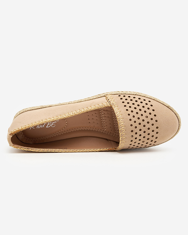 OUTLET Smėlio spalvos moteriškos ažūrinės espadrilės ant Terila - Batai