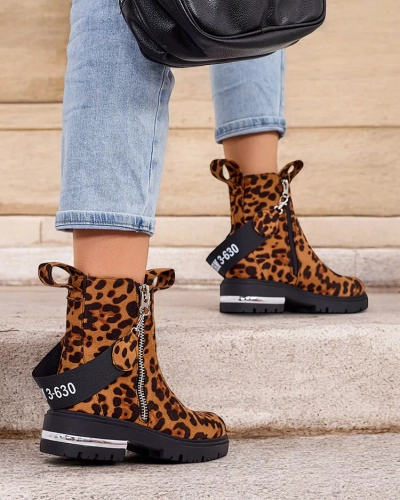 "Royalfashion" Ekologiškos zomšos batai su dirželiu ir užtrauktukais Redmisala