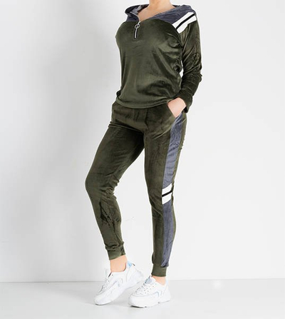 Zielony damski komplet dresowy - Odzież