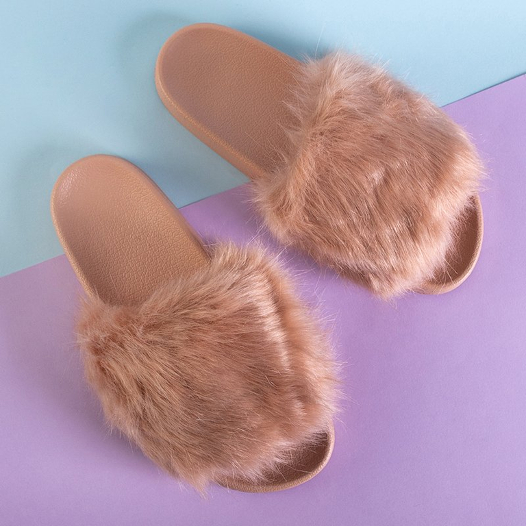 Темно-розовые женские шлепанцы с мехом Danita