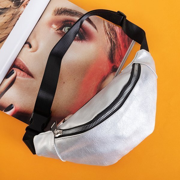 Серебряная женская поясная сумка