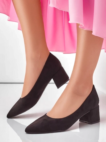 Royalfashion Женские туфли на невысоком каблуке Agas