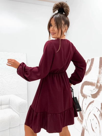 Royalfashion Moteriška mini suknelė su raukiniais ir V formos iškirpte