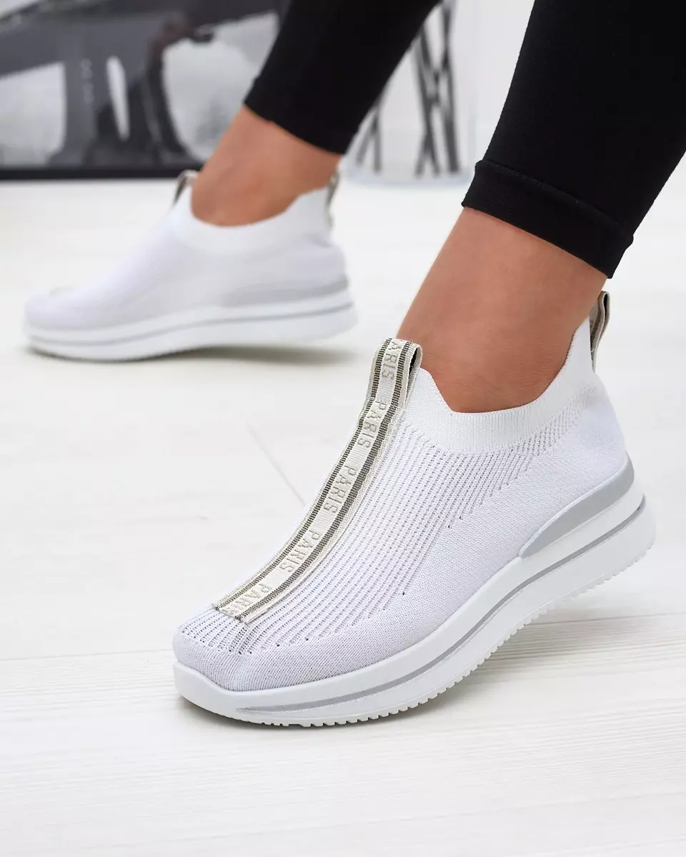 Moteriški sportiniai bateliai su baltais užrašais Cerppa- Footwear