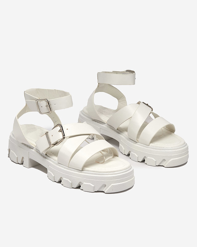 OUTLET Balti moteriški sandalai storesniu padu Ccins- Footwear