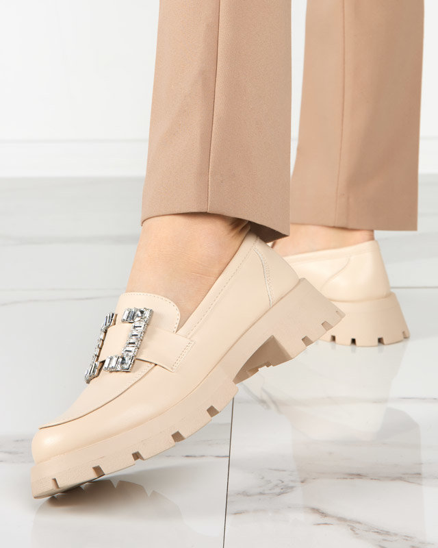 Smėlio spalvos matiniai moteriški batai su sidabrine Vusito sagtimi - Avalynė