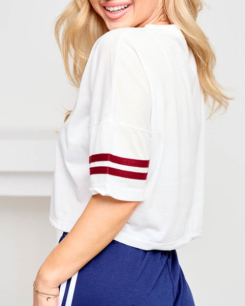 Moteriški balti crop top marškinėliai su bordo spalvos juostelėmis - Drabužiai