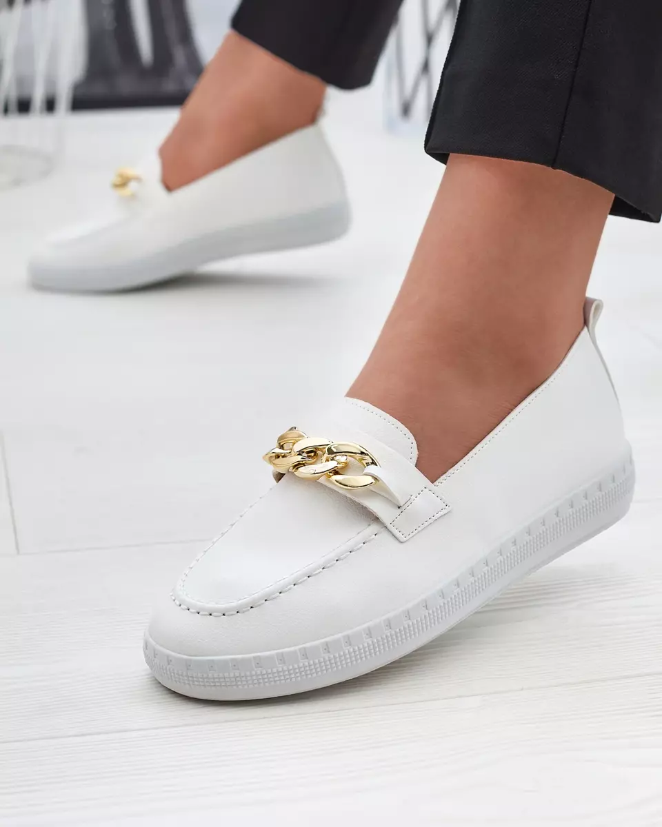 Moteriški balti mokasinai su aukso puošmena Ellica- Footwear