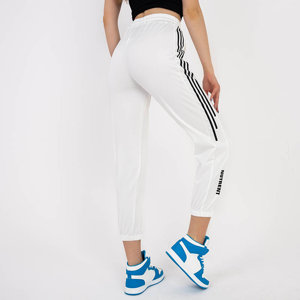 Moteriškos baltos sportinės kelnės su dryžiais - Drabužiai