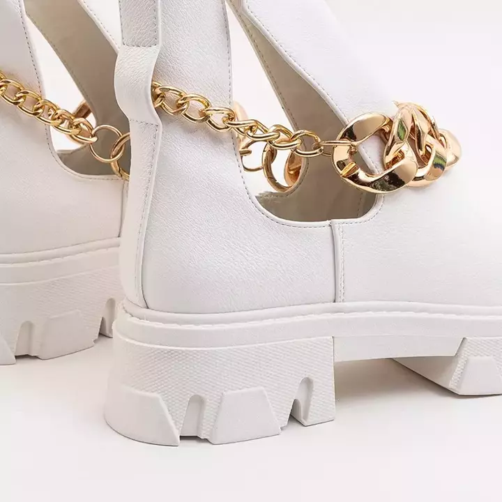OUTLET Balti moteriški batai su grandinėle Tenkay - Avalynė