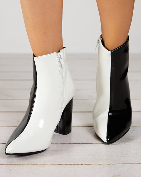 OUTLET Baltos ir juodos spalvos lakuoti batai ant pakulnės Cruell- Footwear