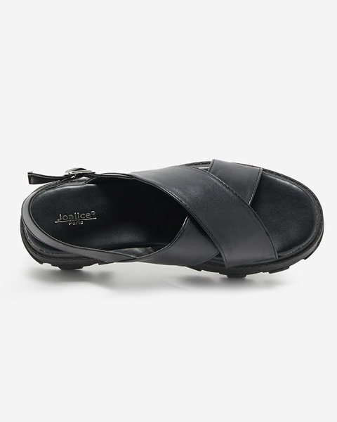 OUTLET Juodos spalvos moteriškos basutės ant storo pado prekės ženklo Denidas - Footwear
