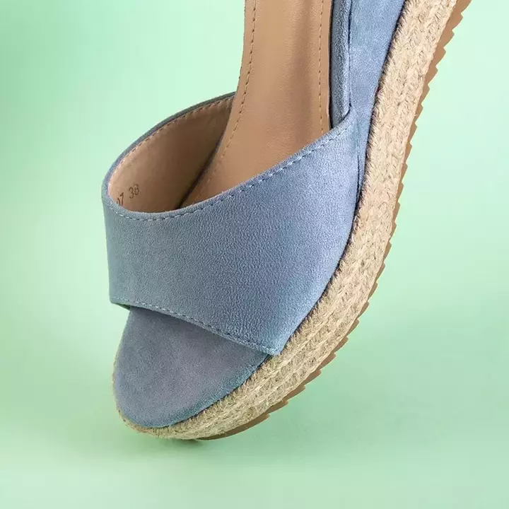OUTLET Mėlyni moteriški sandalai ant platformos "Salome" - Avalynė