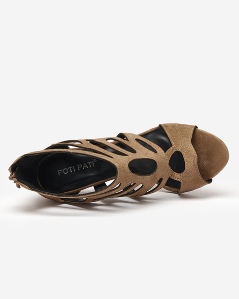 OUTLET Šviesiai rudi Etrop moteriški smailianosiai sandalai - Avalynė