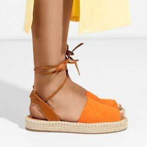 Oranžinės spalvos moteriškos basutės iš „Alvina“ - batai