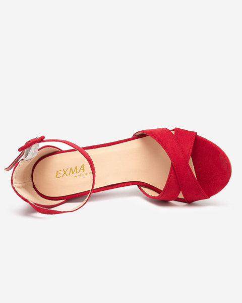 Raudoni moteriški sandalai ant Lexyr stulpelio - Avalynė