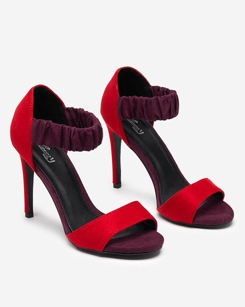 Raudoni moteriški sandalai ant aukštakulnio Veraxy - Avalynė