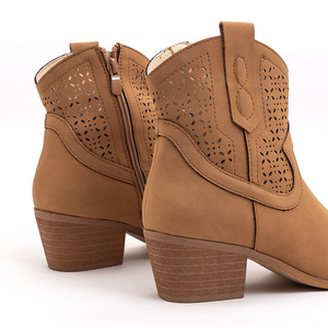 Šviesiai rudi moteriški ažūriniai kaubojiški batai Orias - Avalynė