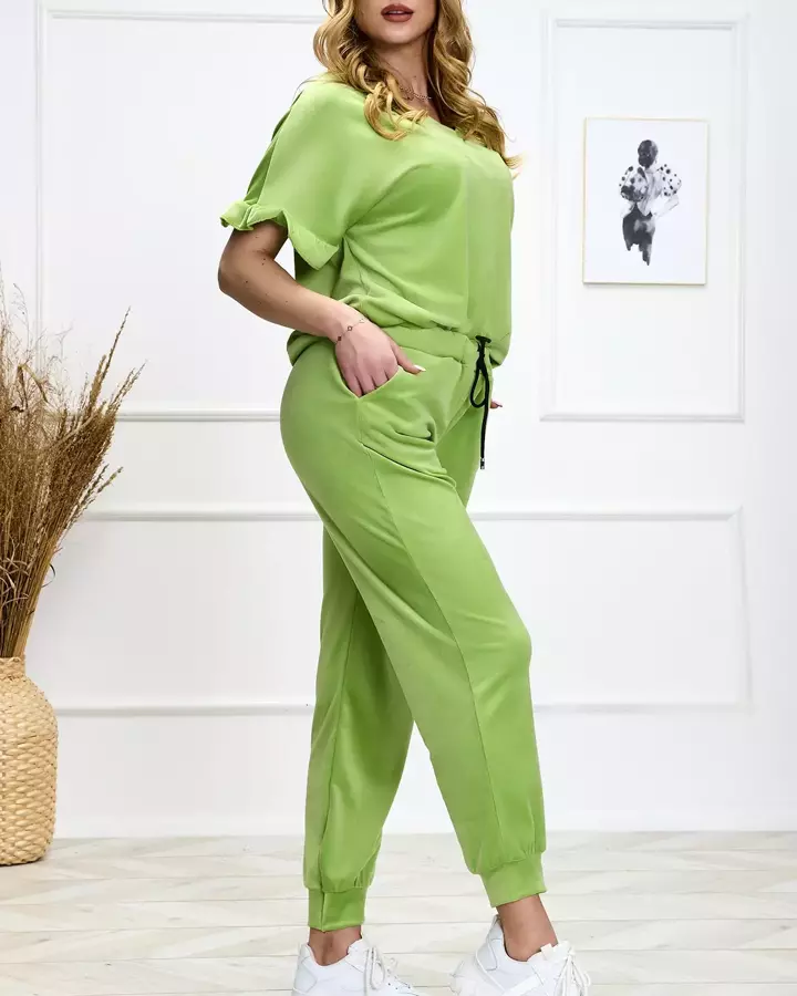 Žalias moteriškas sportinis kostiumas su papuošimais - Apranga