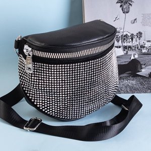 Черная женская сумка с серебряной фурнитурой