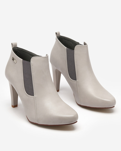Серые женские сапоги на высоком каблуке Loretti - Обувь