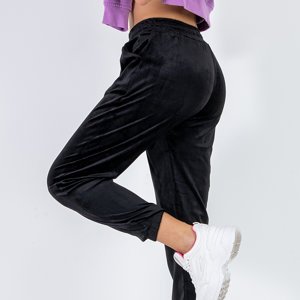 Женские черные спортивные штаны - Одежда